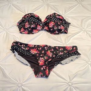 Victoria’s Secret Bikini Set